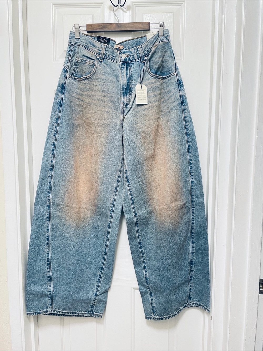 New Levi's Premium Super Baggy Barrel Jeans 29